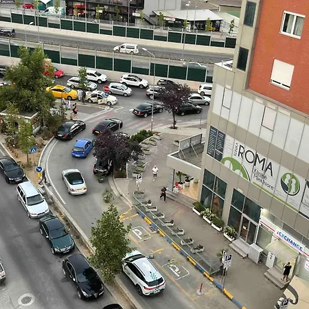 Gold Lägenhet Tirana
